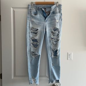 American eagle distressed jeans